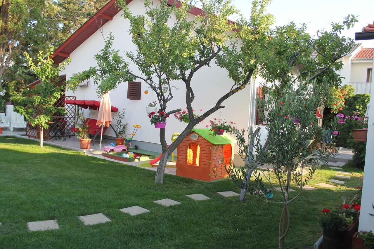 Apartments Kiara Sabunike 836 Privlaka  Zewnętrze zdjęcie