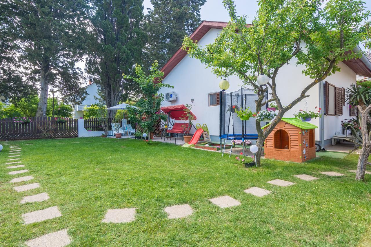 Apartments Kiara Sabunike 836 Privlaka  Zewnętrze zdjęcie